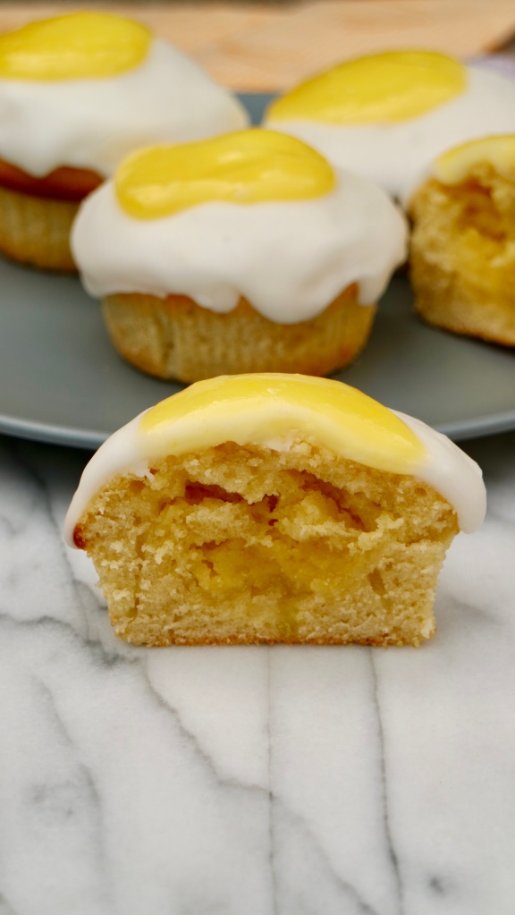 Lemon muffins filled with lemon curd – Scandinavian Simple Eating